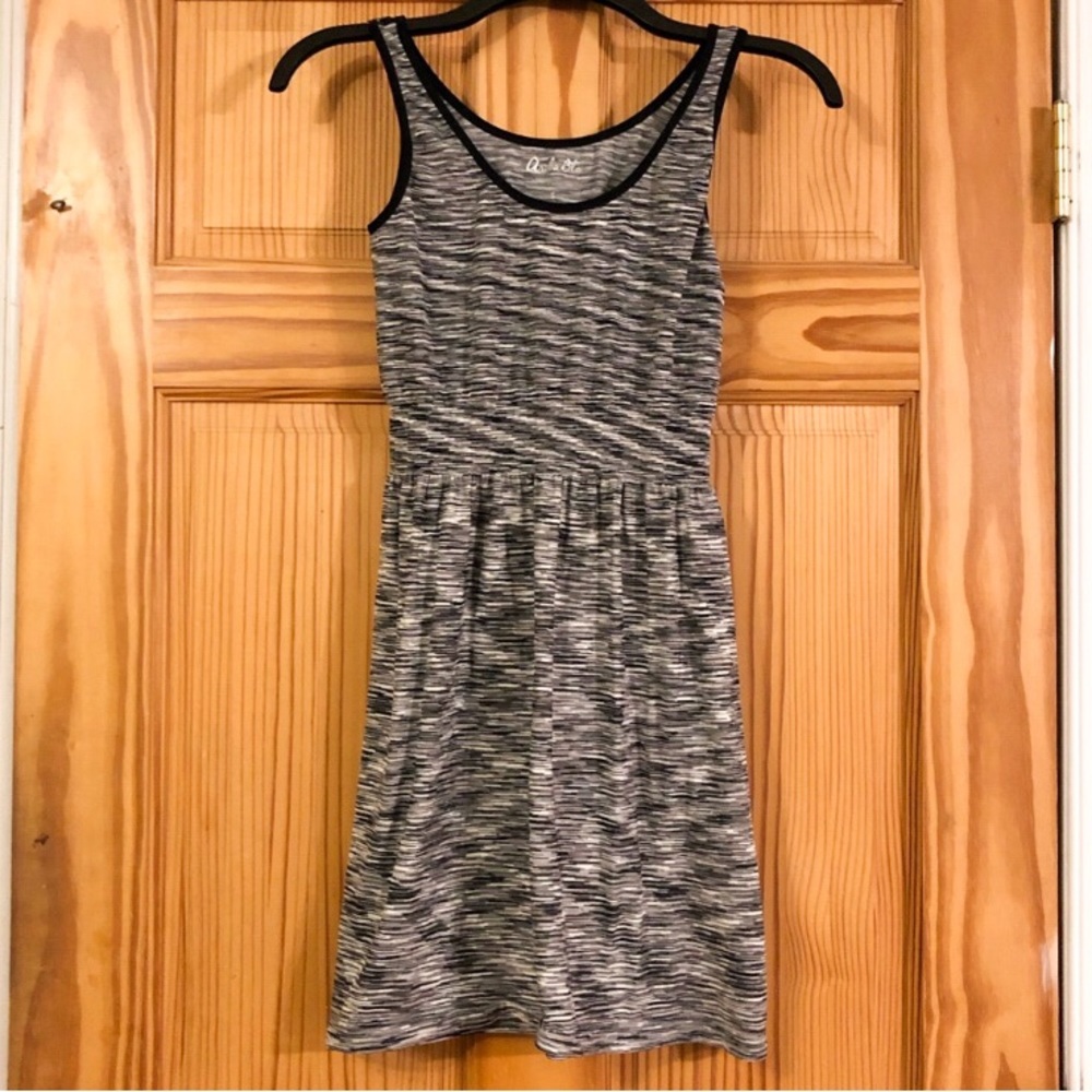 Like new! Women’s Aruba Blue dress